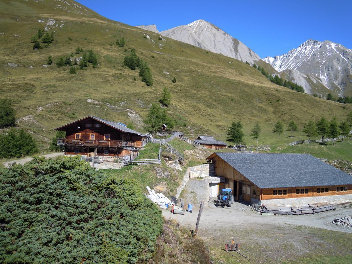 Wachtlerhof Apartment Matrei in Osttirol Exterior foto